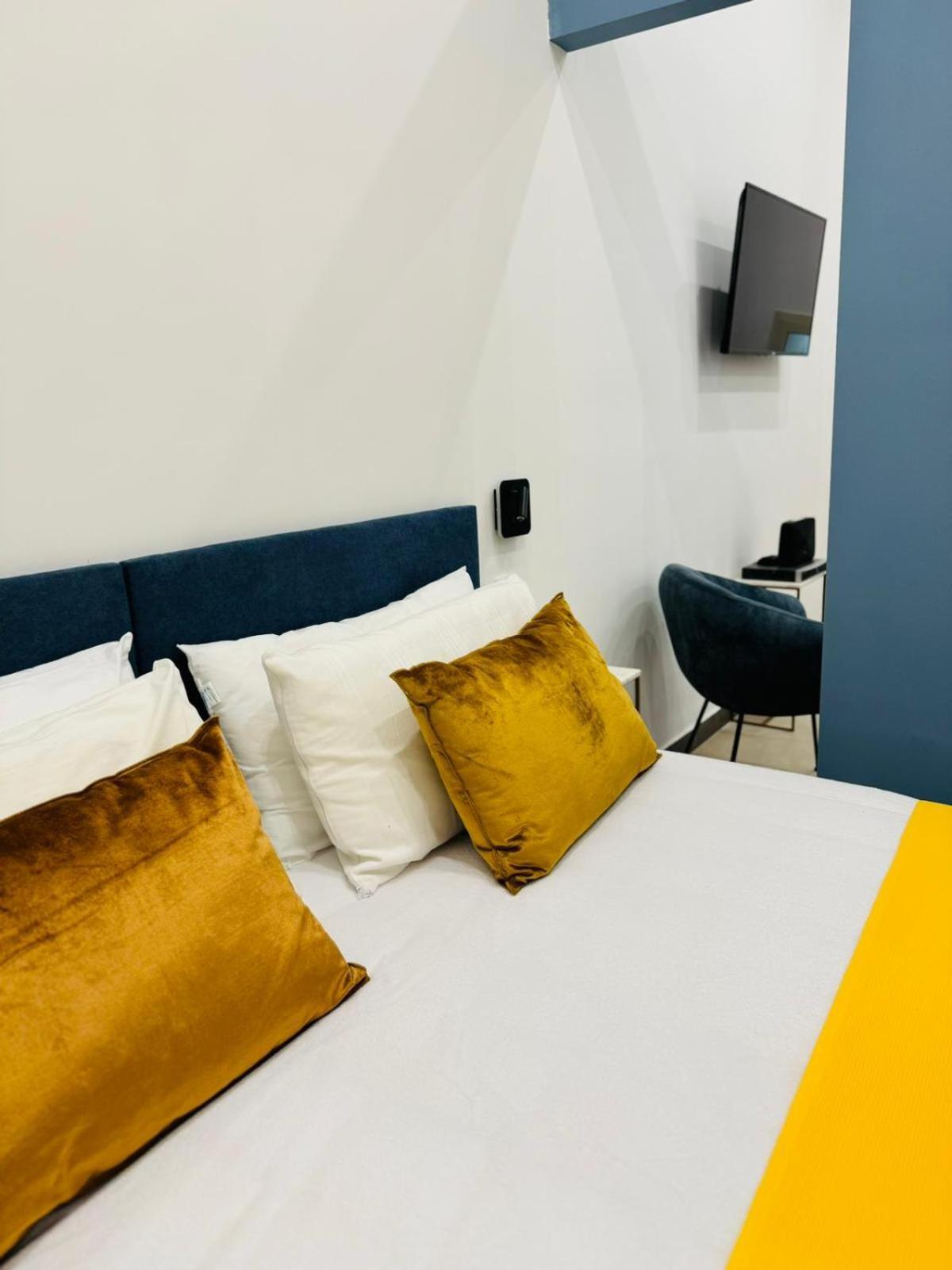 Art Suite San Liborio Napels Buitenkant foto